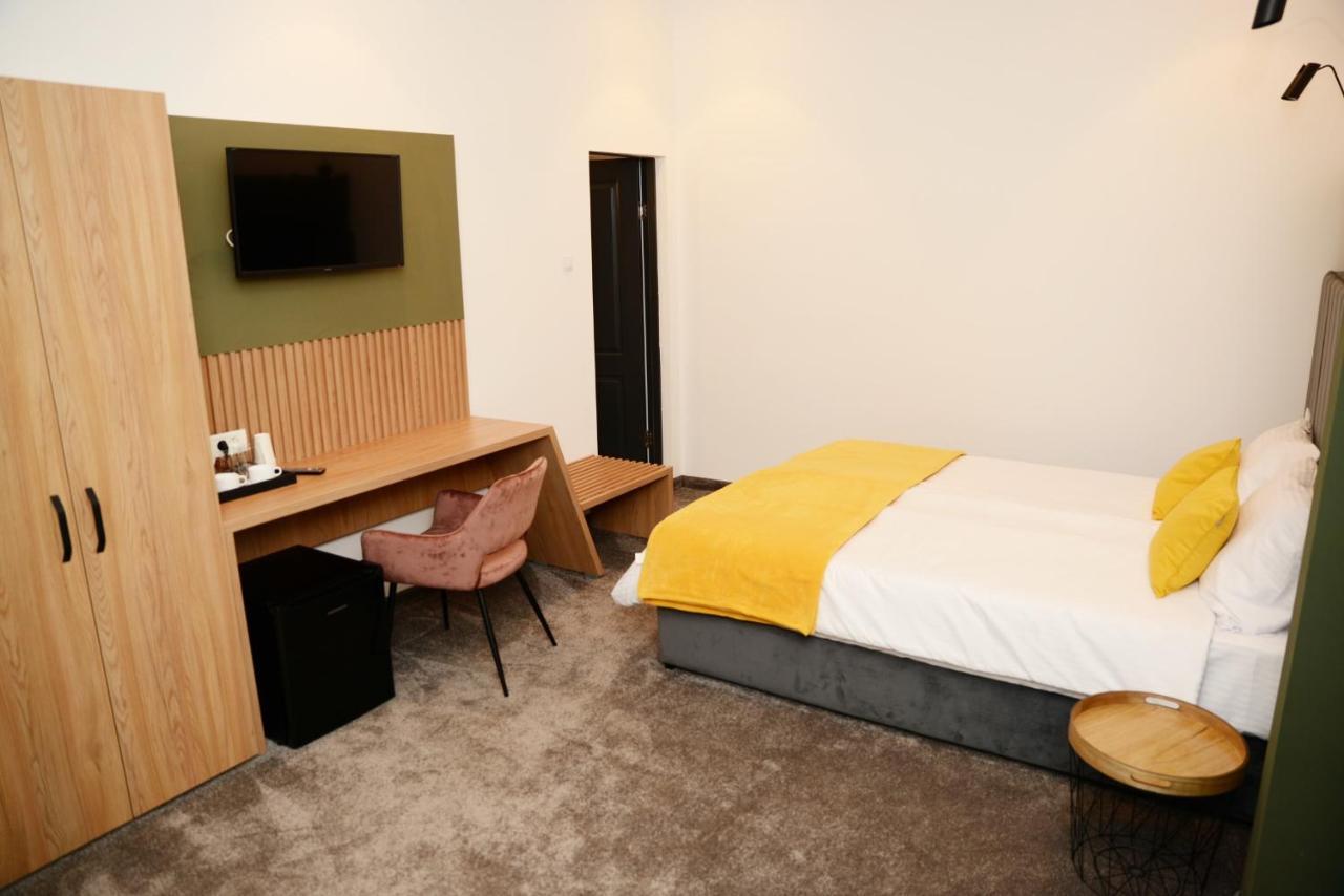 Victoria Rooms Oradea Εξωτερικό φωτογραφία