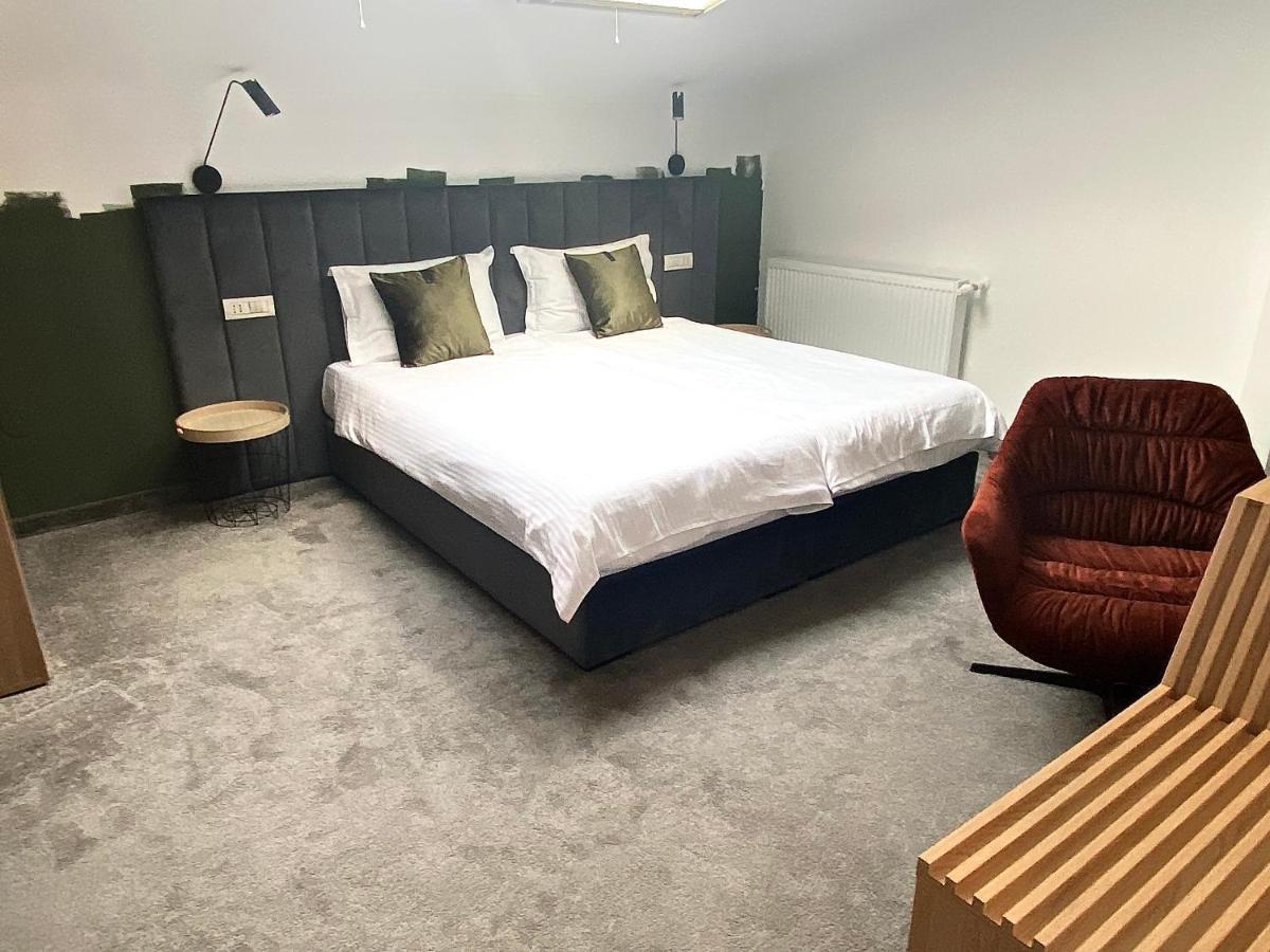 Victoria Rooms Oradea Εξωτερικό φωτογραφία