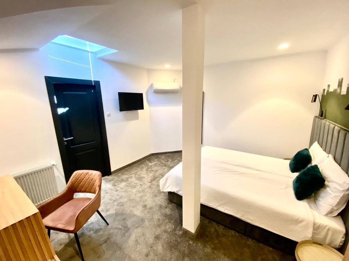 Victoria Rooms Oradea Εξωτερικό φωτογραφία
